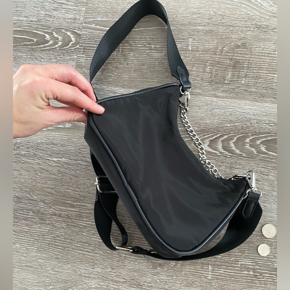 Black nylon shoulder bag - Picture 3 of 3